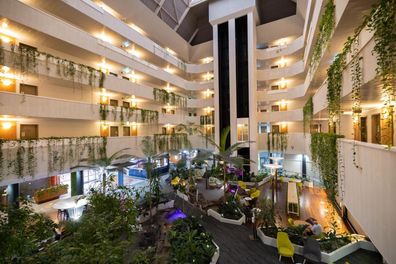 Novotel Darwin Cbd Exterior photo