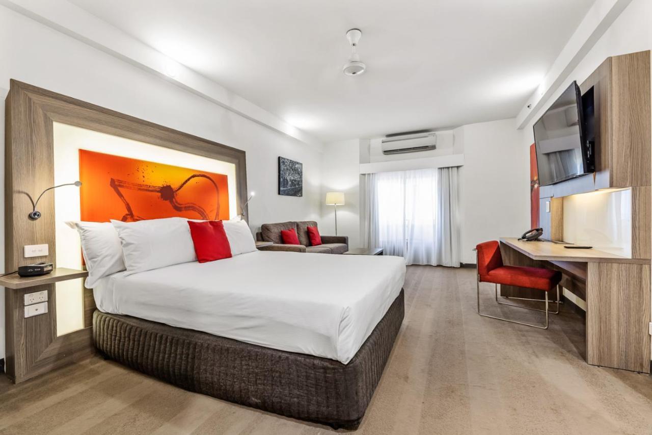 Novotel Darwin Cbd Exterior photo