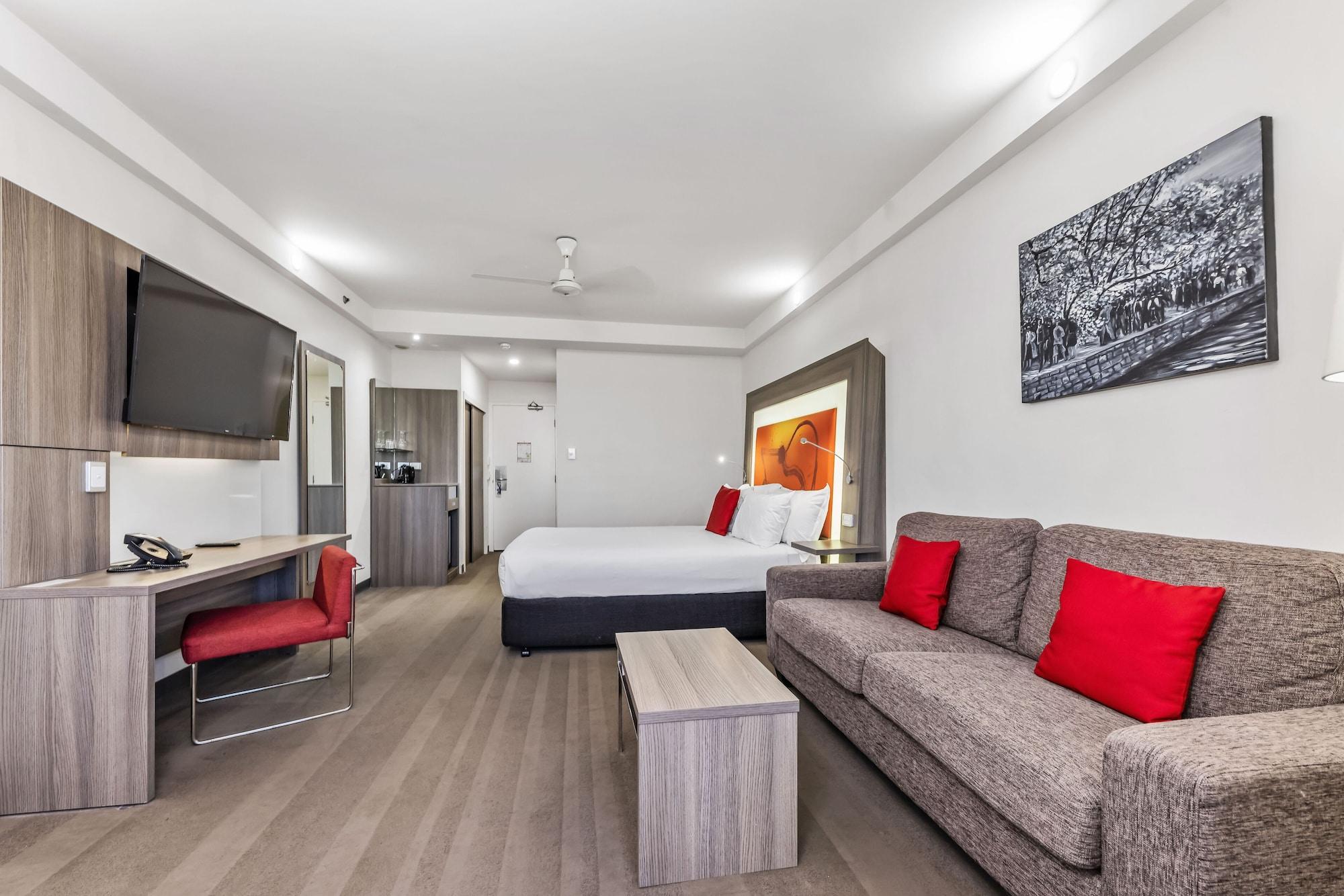Novotel Darwin Cbd Exterior photo