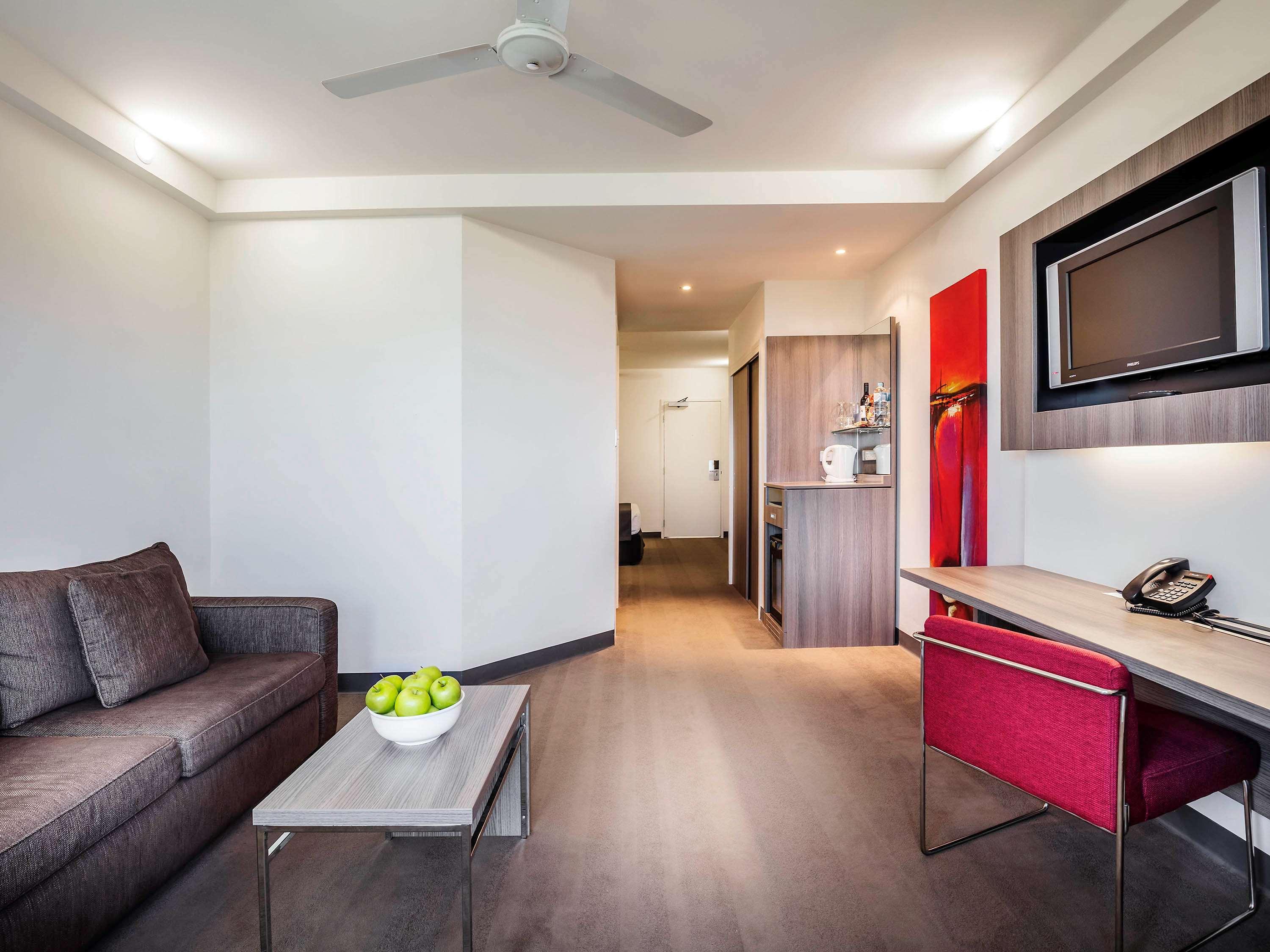 Novotel Darwin Cbd Exterior photo